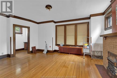 1077 Chilver Road, Windsor, ON - Indoor Photo Showing Other Room With Fireplace