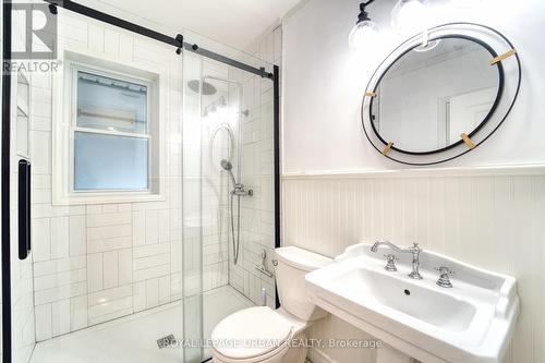 1466 Oakdale Street, London, ON - Indoor Photo Showing Bathroom