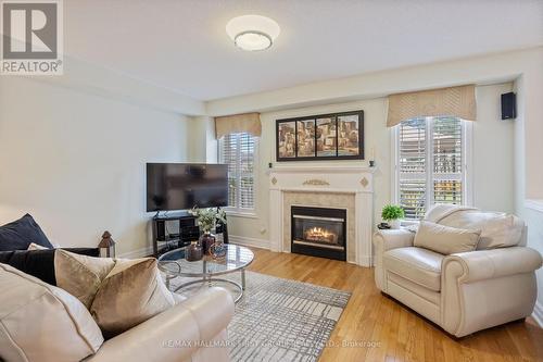 10 Lonsdale Court, Whitby (Lynde Creek), ON - Indoor Photo Showing Living Room With Fireplace