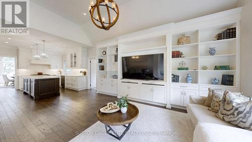 4428 Elgin Mills Road E, Markham, ON - Indoor Photo Showing Living Room