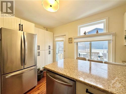 KITCHEN - 19 Desjardins Avenue Unit#1, Ottawa, ON - Indoor Photo Showing Kitchen