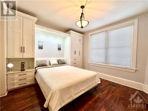 MURPHY BED - 19 Desjardins Avenue Unit#1, Ottawa, ON - Indoor Photo Showing Bedroom