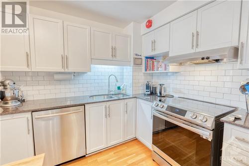 222 Guigues Avenue Unit#504, Ottawa, ON - Indoor Photo Showing Kitchen With Double Sink With Upgraded Kitchen