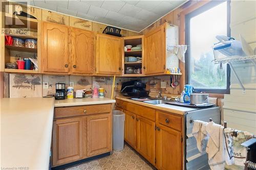 346 Cameron Road, Mattawa, ON - Indoor Photo Showing Kitchen With Double Sink