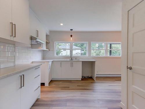 Kitchen - 221 Boul. Des Vétérans, Cowansville, QC - Indoor Photo Showing Kitchen With Upgraded Kitchen