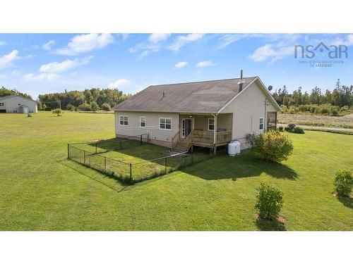 180 Robinson Road, Amherst Head, NS 