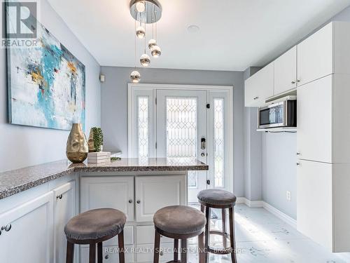 87 Porchlight Road, Brampton (Fletcher'S Creek Village), ON - Indoor Photo Showing Kitchen