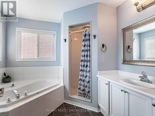 87 Porchlight Road, Brampton (Fletcher'S Creek Village), ON - Indoor Photo Showing Bathroom