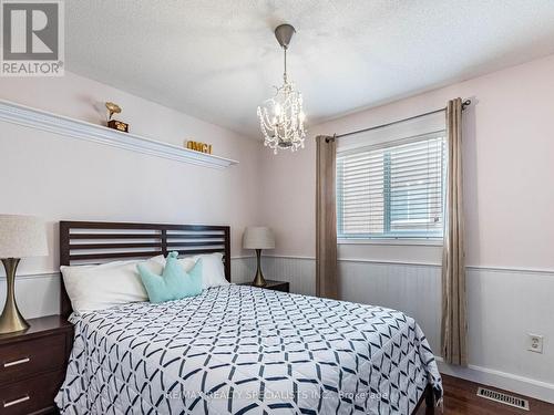 87 Porchlight Road, Brampton (Fletcher'S Creek Village), ON - Indoor Photo Showing Bedroom