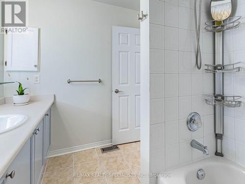 87 Porchlight Road, Brampton (Fletcher'S Creek Village), ON - Indoor Photo Showing Bathroom