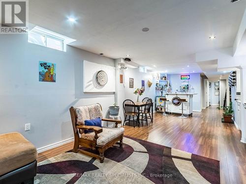 87 Porchlight Road, Brampton (Fletcher'S Creek Village), ON - Indoor Photo Showing Living Room