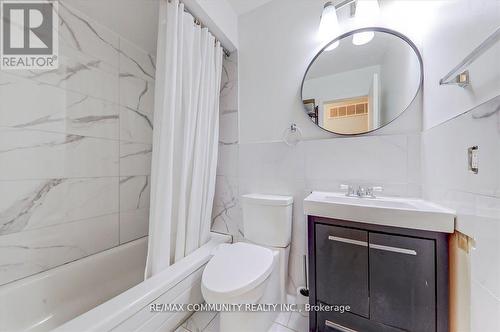 3145 Cantelon Crescent, Mississauga (Meadowvale), ON - Indoor Photo Showing Bathroom