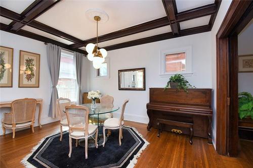 Large dining area - 185 Fairleigh Avenue S, Hamilton, ON - Indoor Photo Showing Dining Room