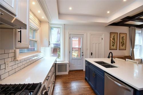 Kitchen - 185 Fairleigh Avenue S, Hamilton, ON - Indoor Photo Showing Kitchen With Double Sink