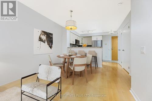 212 - 1050 The Queensway, Toronto (Islington-City Centre West), ON - Indoor Photo Showing Dining Room