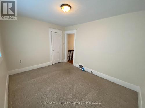 370 Victoria Street, London, ON - Indoor Photo Showing Other Room