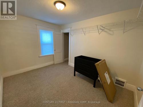 370 Victoria Street, London, ON - Indoor Photo Showing Other Room