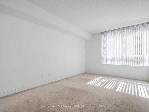 605-2 Covington Rd, Toronto, ON - Indoor Photo Showing Other Room