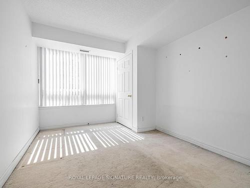 605-2 Covington Rd, Toronto, ON - Indoor Photo Showing Other Room