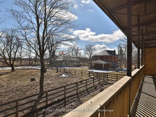 1694 Centre Rd, Hamilton, ON - Outdoor