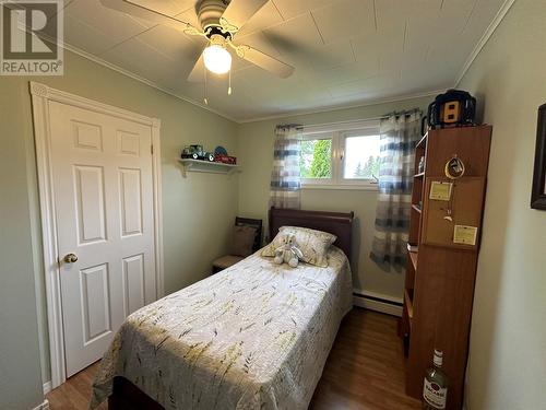 4 Job Street, Gambo, NL - Indoor Photo Showing Bedroom