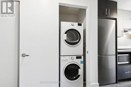 722 - 188 Fairview Mall Drive, Toronto (Don Valley Village), ON - Indoor Photo Showing Laundry Room