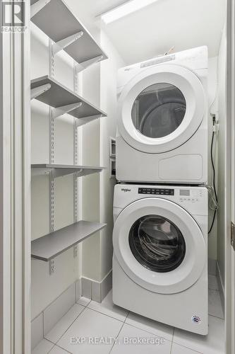 510 - 3237 Bayview Avenue, Toronto (Bayview Woods-Steeles), ON - Indoor Photo Showing Laundry Room