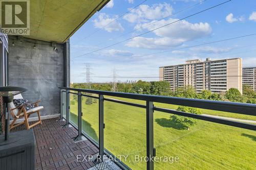 510 - 3237 Bayview Avenue, Toronto (Bayview Woods-Steeles), ON - Outdoor With Balcony With View With Exterior