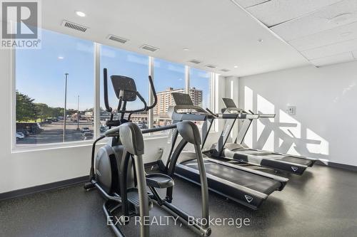 510 - 3237 Bayview Avenue, Toronto (Bayview Woods-Steeles), ON - Indoor Photo Showing Gym Room