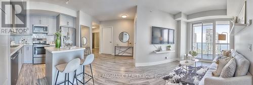 3810 - 10 Park Lawn Road, Toronto (Mimico), ON - Indoor Photo Showing Kitchen With Upgraded Kitchen