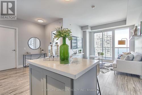 3810 - 10 Park Lawn Road, Toronto (Mimico), ON - Indoor Photo Showing Living Room