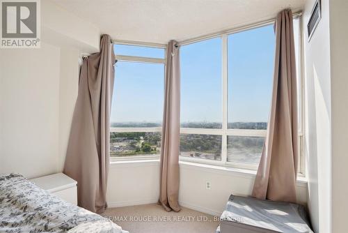 1521 - 3 Greystone Walk Drive, Toronto (Kennedy Park), ON - Indoor Photo Showing Bedroom