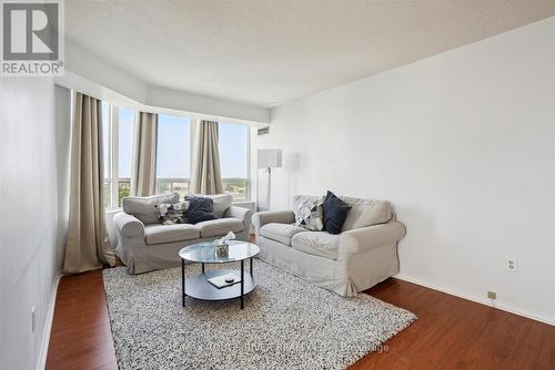 1521 - 3 Greystone Walk Drive, Toronto (Kennedy Park), ON - Indoor Photo Showing Living Room