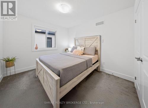 2895 Heardcreek Trail, London, ON - Indoor Photo Showing Bedroom