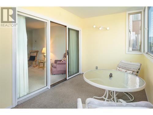 1055 Glenwood Avenue Unit# 109, Kelowna, BC - Indoor Photo Showing Bathroom