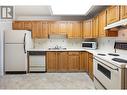 1055 Glenwood Avenue Unit# 109, Kelowna, BC  - Indoor Photo Showing Kitchen With Double Sink 