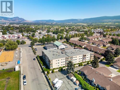 1055 Glenwood Avenue Unit# 109, Kelowna, BC - Outdoor With View