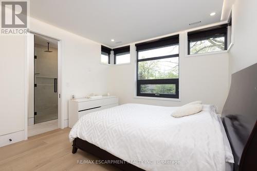 363 Burton Road, Oakville (Bronte East), ON - Indoor Photo Showing Bedroom