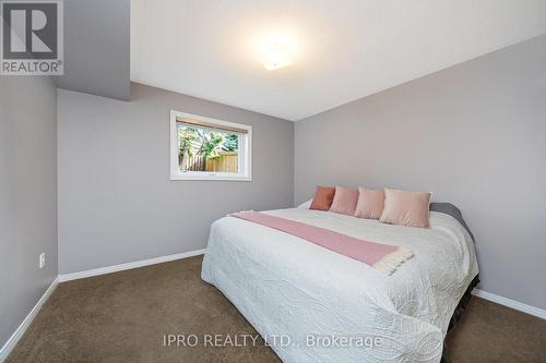 45 Flemington Drive, Caledon, ON - Indoor Photo Showing Bedroom