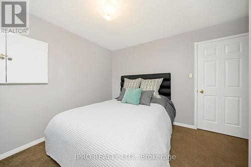 45 Flemington Drive, Caledon, ON - Indoor Photo Showing Bedroom