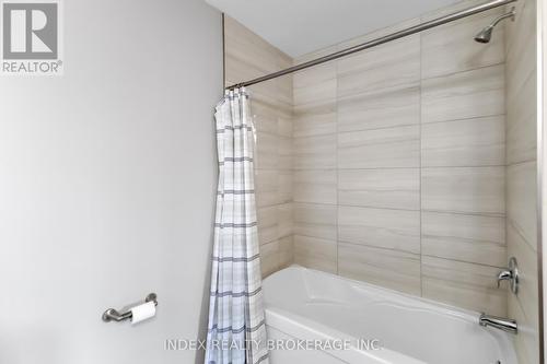 750 Freeport Street, London, ON - Indoor Photo Showing Bathroom