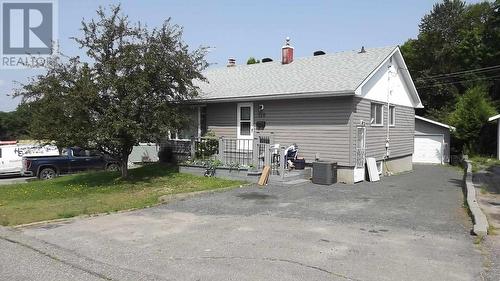 118 Axmith Ave, Elliot Lake, ON - Outdoor With Deck Patio Veranda