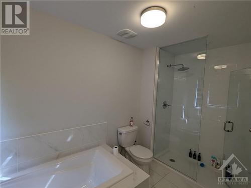 242 Beaugency Street, Ottawa, ON - Indoor Photo Showing Bathroom