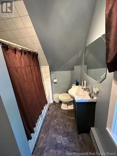 134 Ramsay Street, Dalhousie, NB - Indoor Photo Showing Bathroom