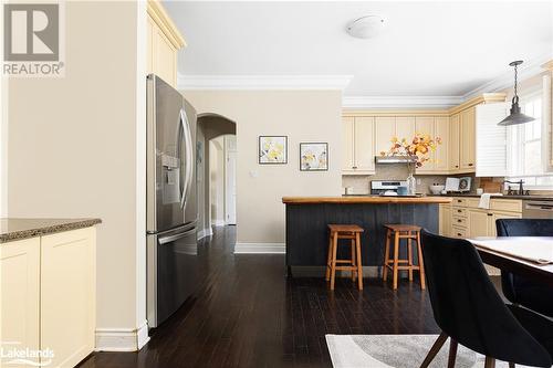 67 Clearbrook Trail, Bracebridge, ON - Indoor Photo Showing Kitchen