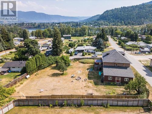 2489 Purdy Road, Robson, BC - Outdoor With View