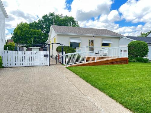 1246 6Th Street, Brandon, MB - Outdoor With Deck Patio Veranda