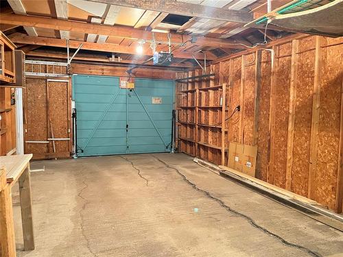 1246 6Th Street, Brandon, MB - Indoor Photo Showing Basement