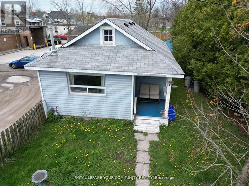 48 Middle Street, Georgina, ON - Outdoor