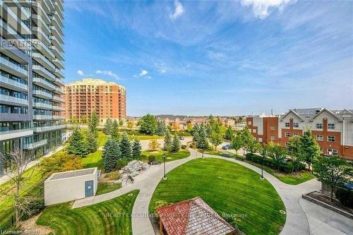 620 - 185 Oneida Crescent, Richmond Hill, ON - Outdoor With Balcony